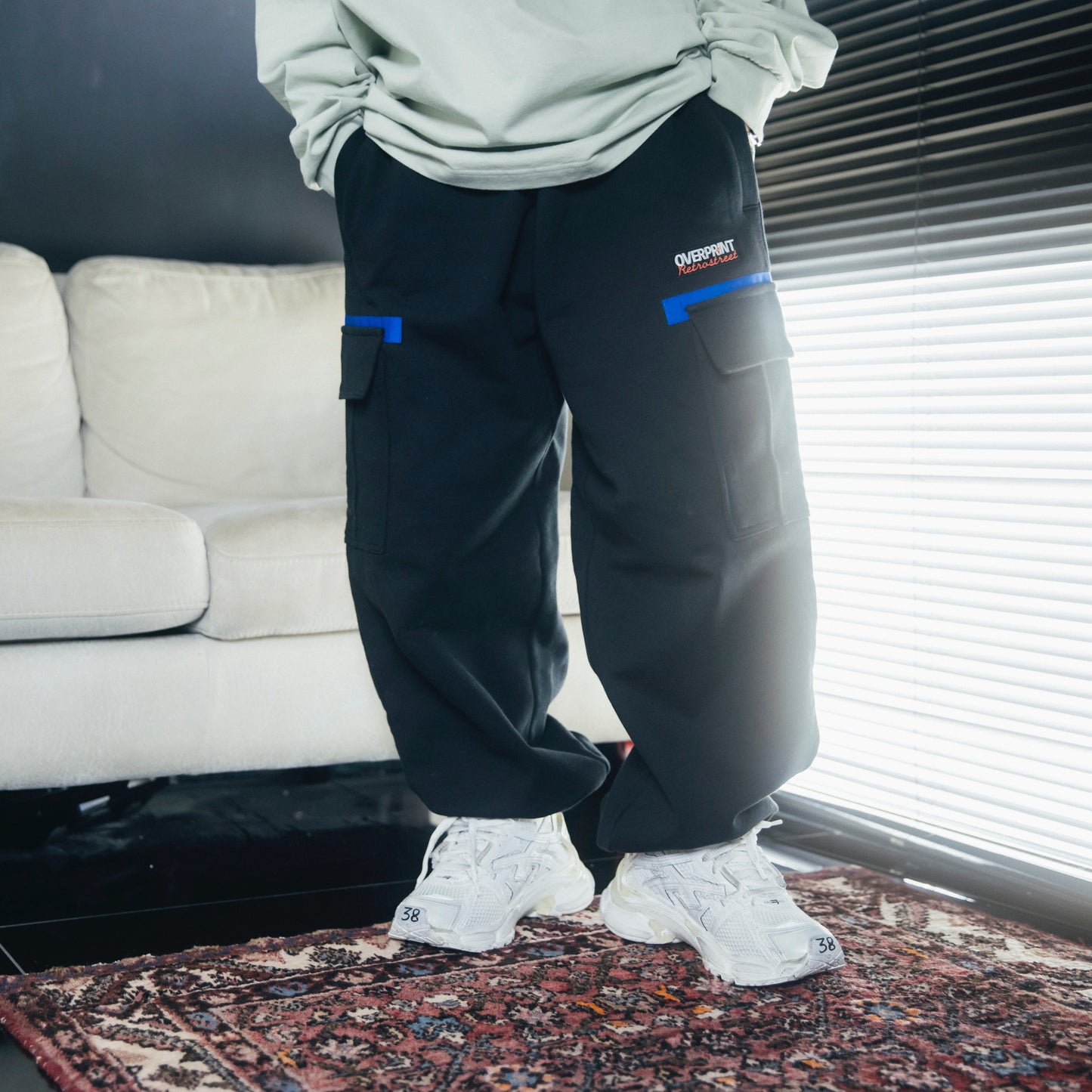 sweat cargo pants black