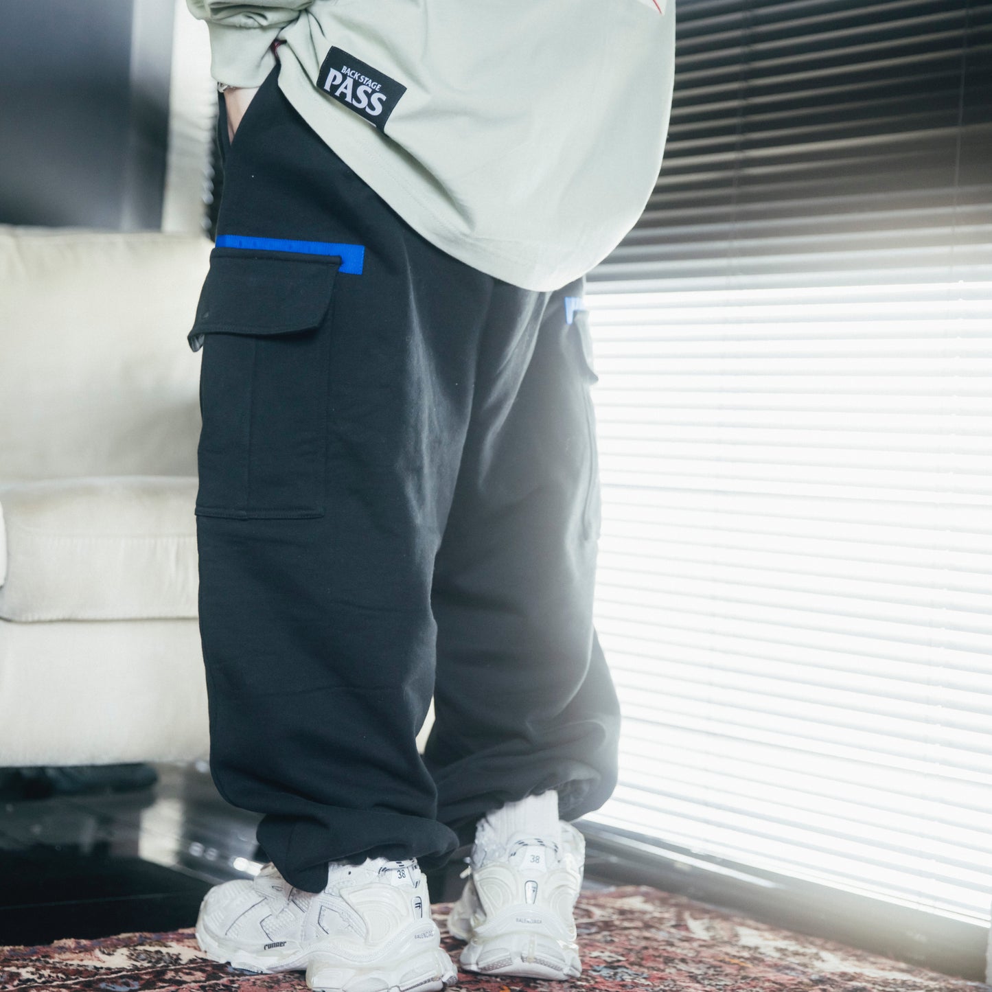 sweat cargo pants black